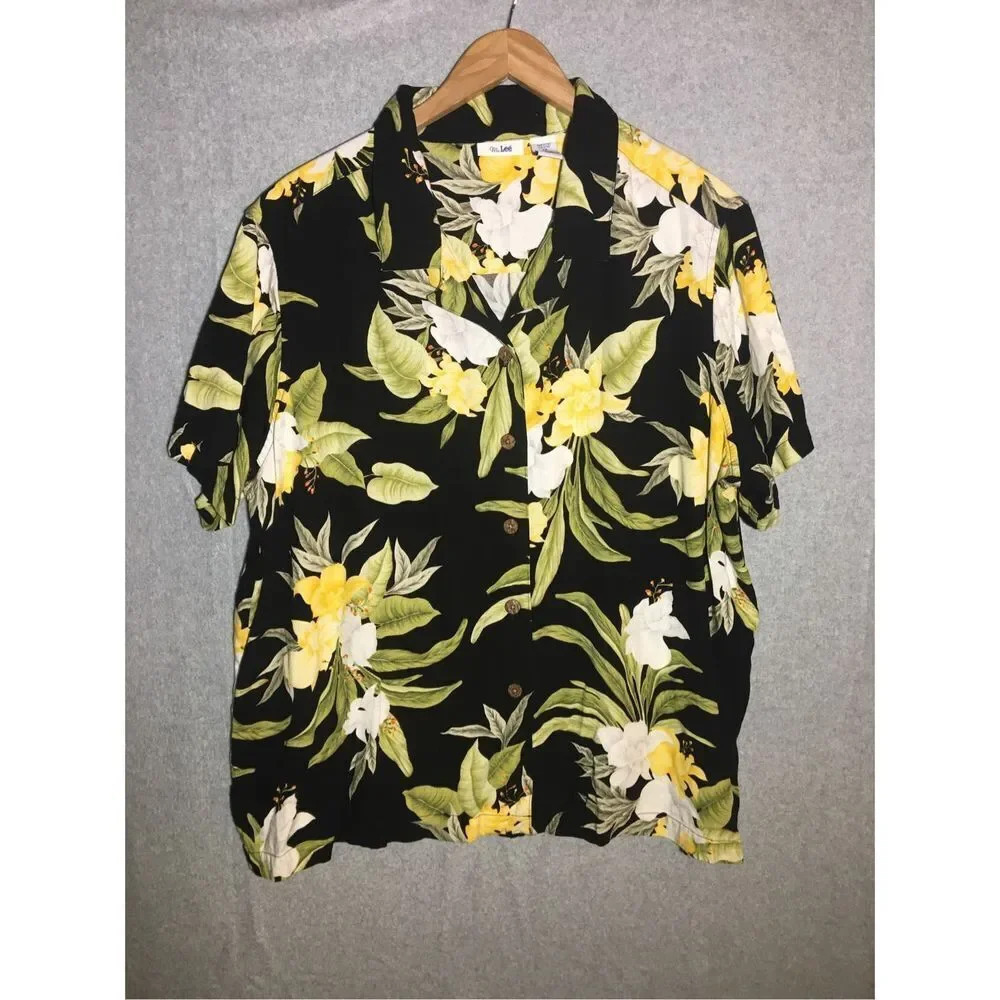 Womens Lee Shirt Hawaiian Floral Print Yellow Summer Spring wooden Buttons